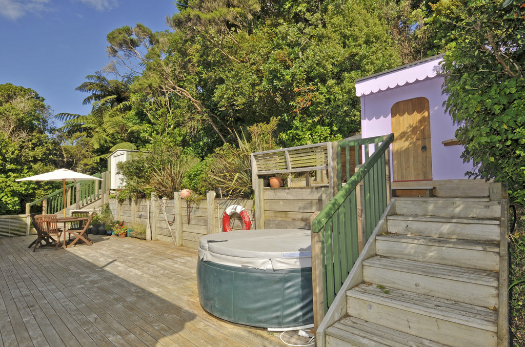 Child's playhouse deck and steps - Wellington - by Grumpy Bob
